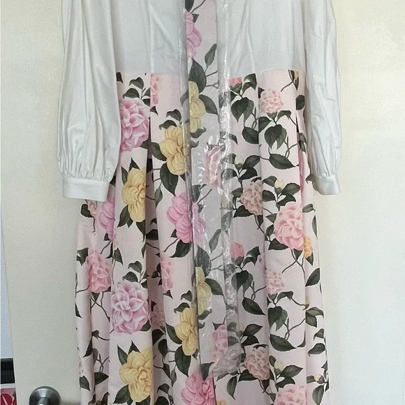 Sachin & Babi Florence Gown in White/Pink Lemonade Bouquet - Picture 4 of 4